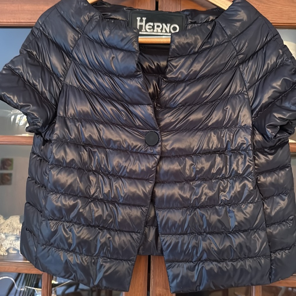 Herno Black Short Sleeve Puffer Coat